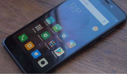 телефон Xiaomi